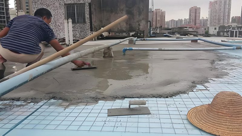 在使用报价单和预算表时，建设单位应注意以下几点：